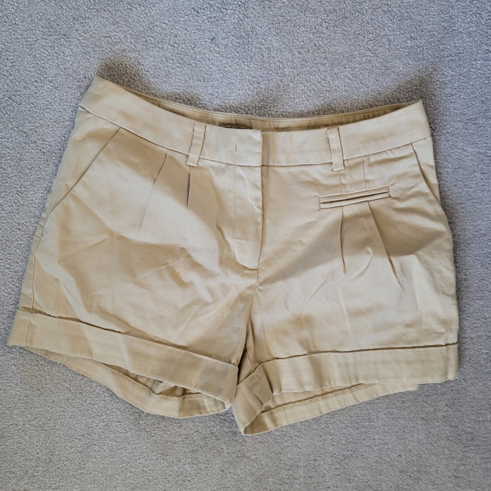 H&M Cream Beige Pleated Size 2